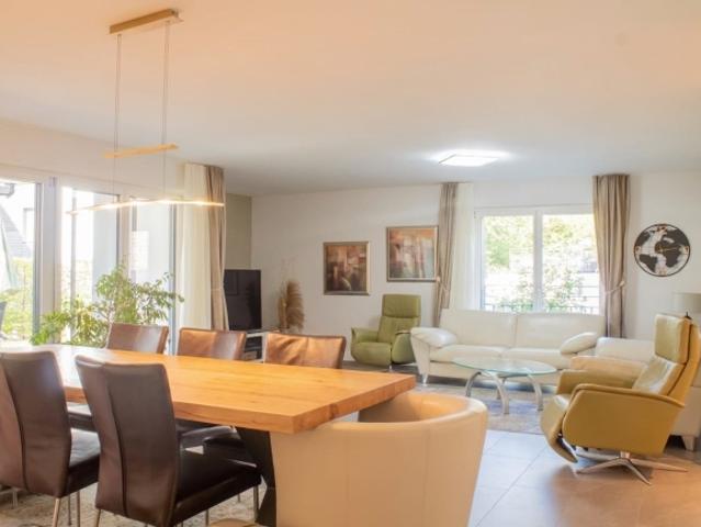 Wohnung kaufen in Glattfelden, Bezirk Bülach
