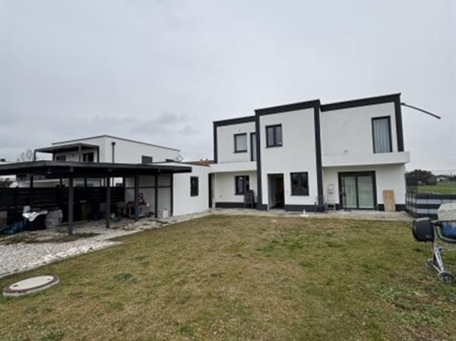 Mehrfamilienhaus kaufen in Wels, Oberösterreich