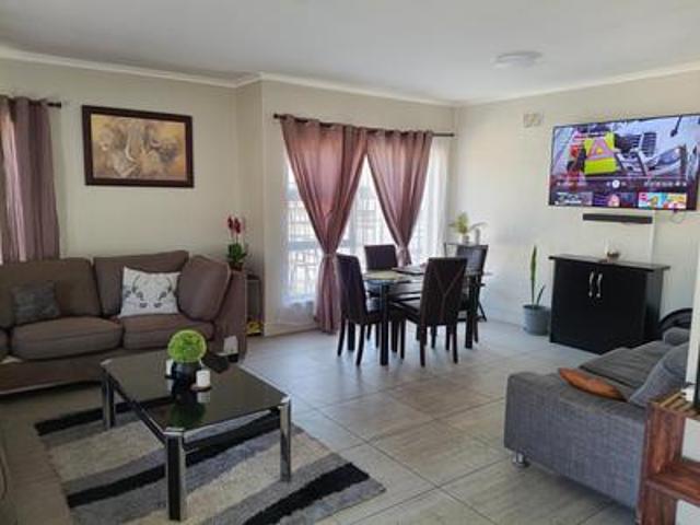 House for rent in Goodwood, City of Cape Town