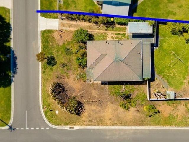 House for sale in North Albury, Albury
