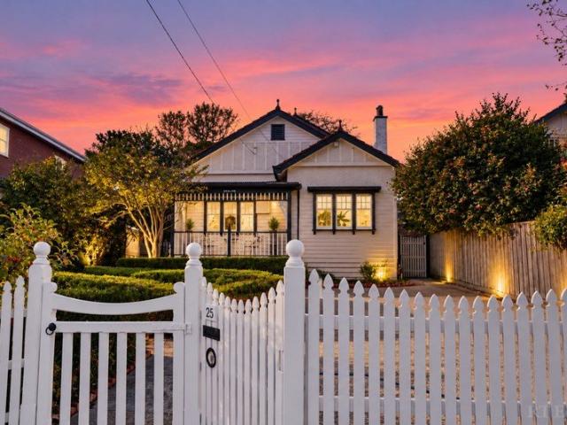 House for sale in Surrey Hills, Melbourne
