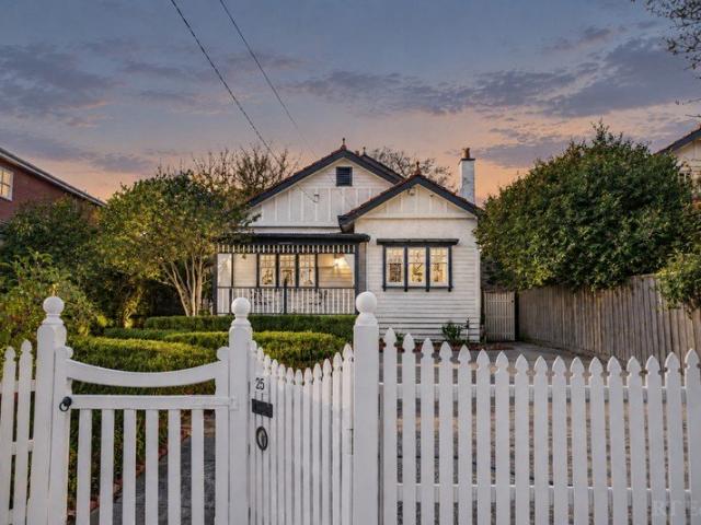 House for sale in Surrey Hills, Melbourne