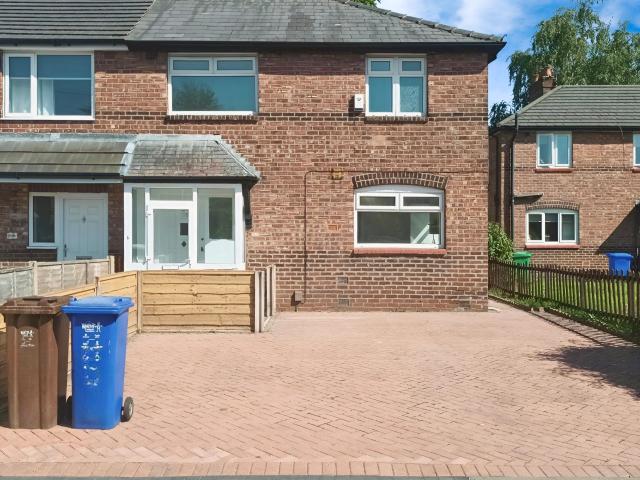 House for rent in Georgia, Greater Manchester