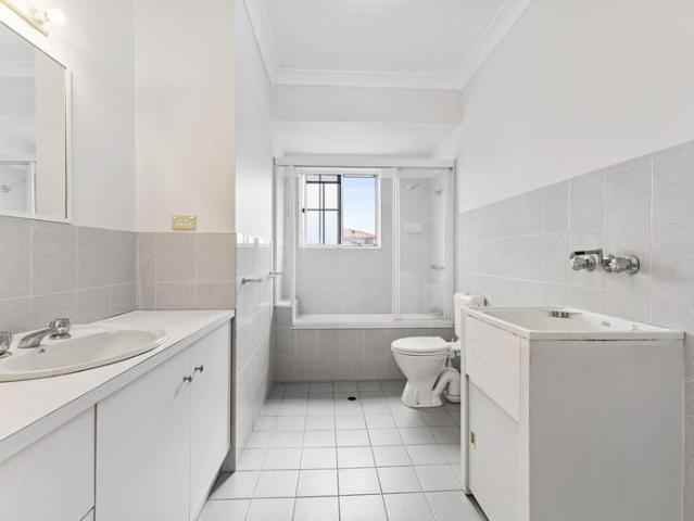Apartment for rent in Toombul, Queensland