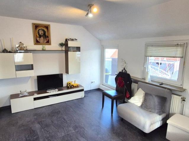 Dachgeschosswohnung kaufen in Ebersbach, Baden-Württemberg