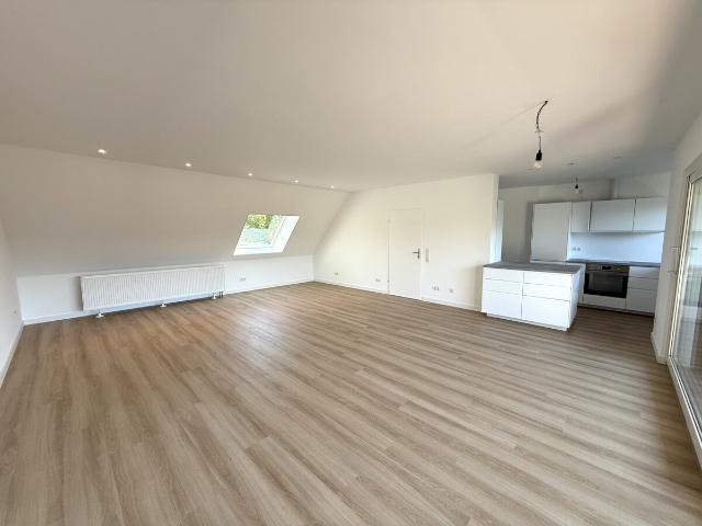 Dachgeschosswohnung mieten in Wechloy, Oldenburg