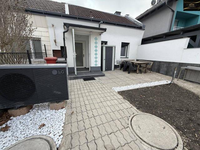 Haus kaufen in Moosbrunn, Niederösterreich