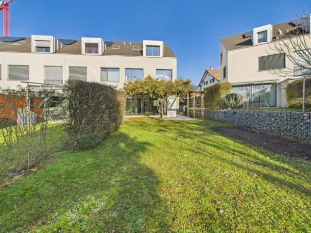 Reihenfamilienhaus kaufen in Muttenz, Basel-Landschaft