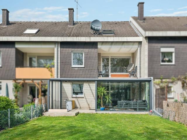 Haus kaufen in Hackenbroich, Dormagen