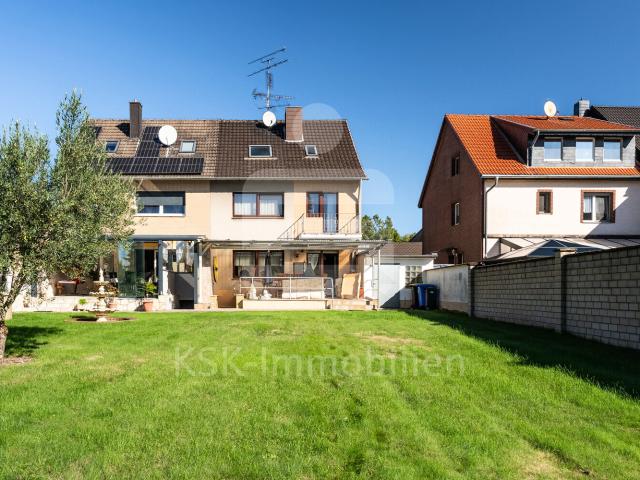 Doppelhaushälfte kaufen in Angelsdorf, Elsdorf
