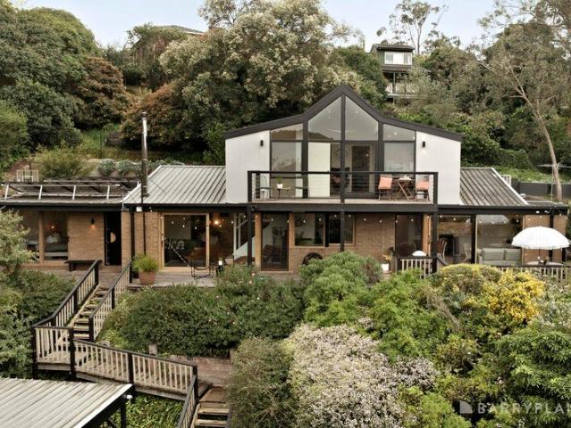 House for sale in Warrandyte, Melbourne