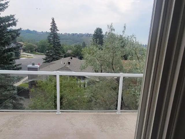 Apartment for rent in Edgemont, Calgary