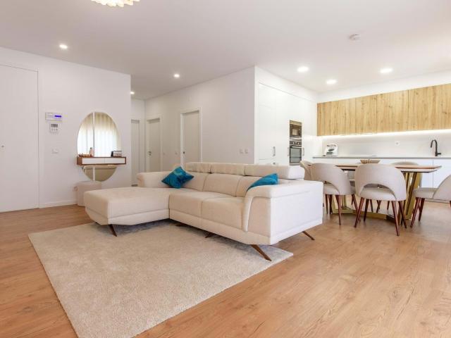 Apartamento venda em Urbanização Casas de Santo António, Santo António Da Charneca