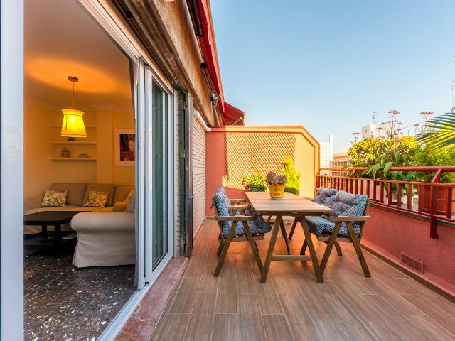 Casa en alquiler en Diputació, l'Alacantí
