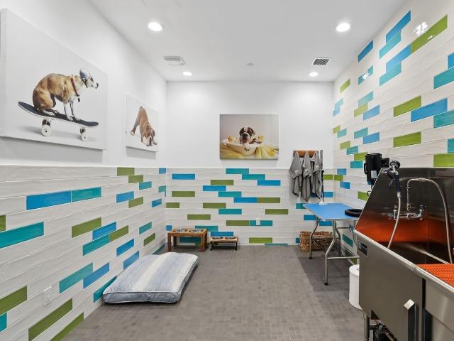Apartment for rent in Canoga Park, California