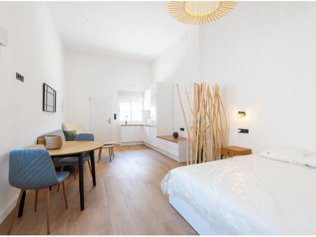 Piso en venta en Cruz de Humilladero, Málaga-Costa del Sol