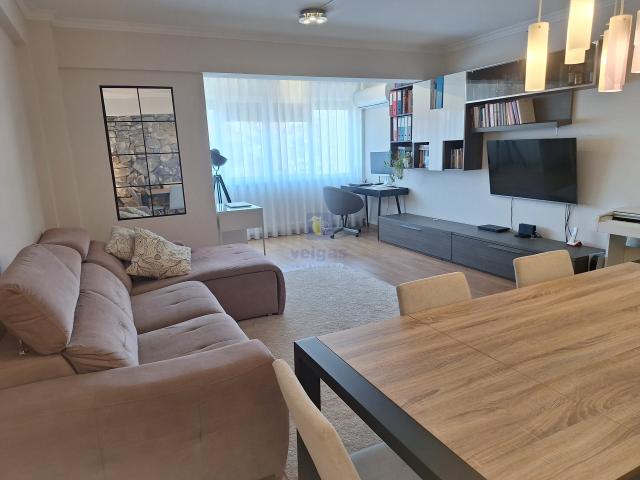 Apartamento alugar em Santiago Dos Velhos, Lisboa