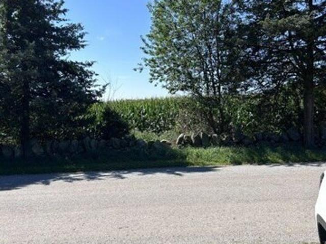 Land for sale in Putnam, Connecticut