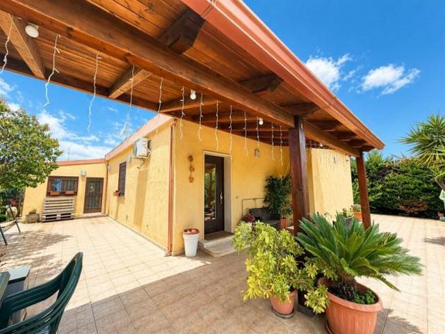 Villa Indipendente in vendita a Puglia, Bari