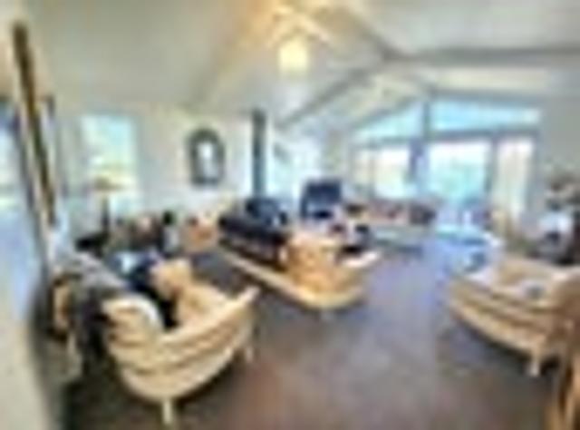 House for sale in Otakou