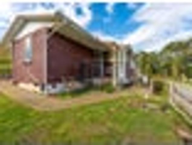 House for sale in Otakou