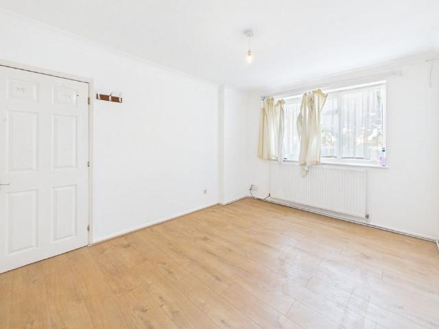 House for rent in London Borough of Hounslow, Greater London