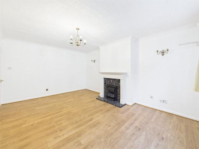House for rent in London Borough of Hounslow, Greater London