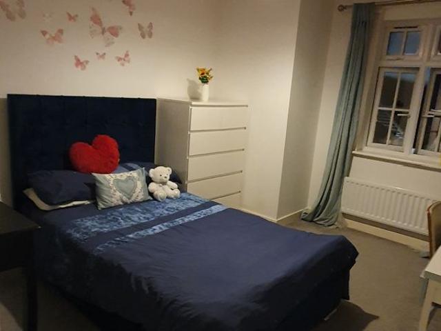 Apartment for rent in Monks Orchard, Kent