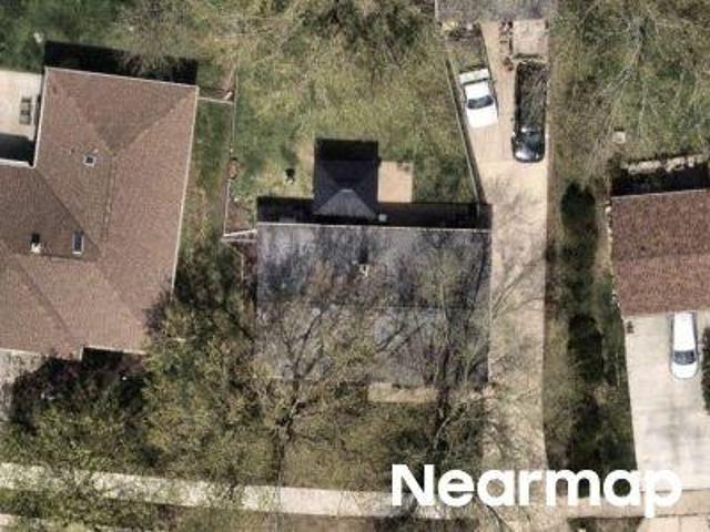 House for sale in Waukesha