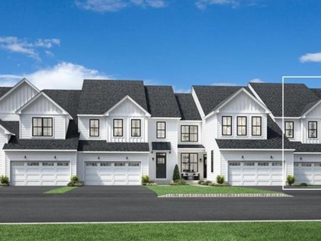 Townhouse for sale in Brookfield, Wisconsin