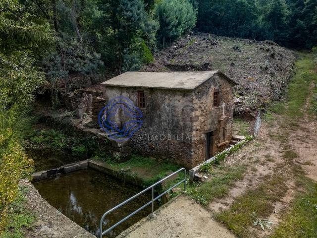 Armazém venda em Venade e Azevedo, Caminha
