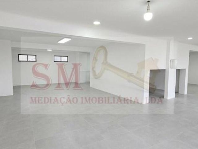 Garagem venda em Moita, Gaio-rosário