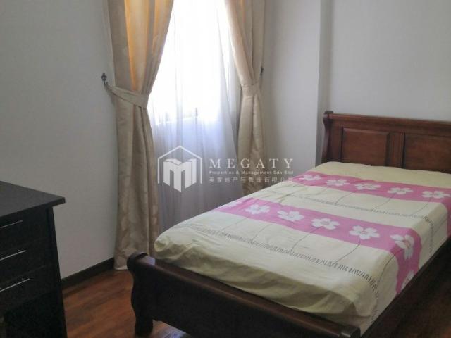 Apartment for rent in Taman Molek, Johor Bahru