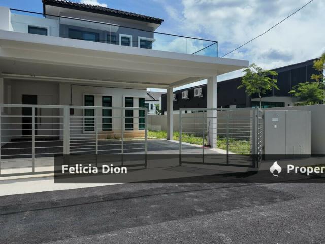 Residential House for sale in Malaka