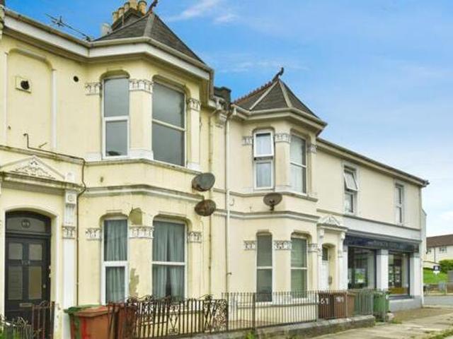 House for sale in Follaton, Strode
