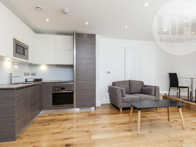 House for rent in London Borough of Lewisham, Ladywell