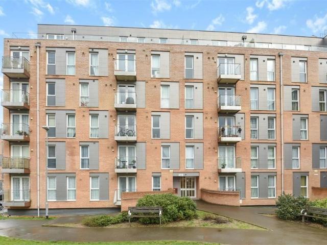 Apartment for rent in London Borough of Hounslow, Greater London