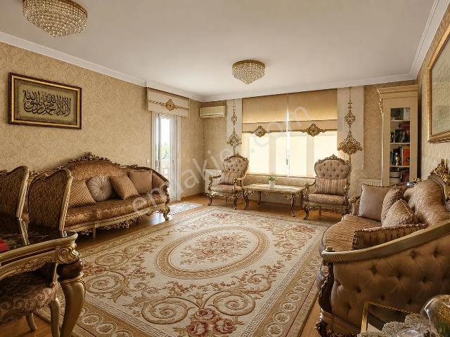 Esenler, İstanbul içerisinde satılık mülk