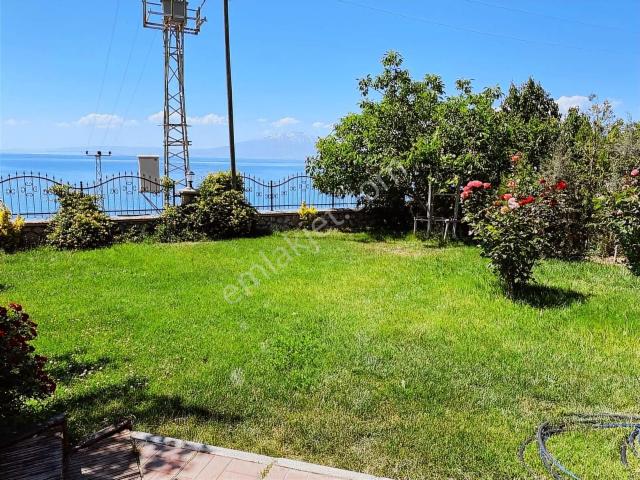 Van Merkez, Van içerisinde satılık Villa