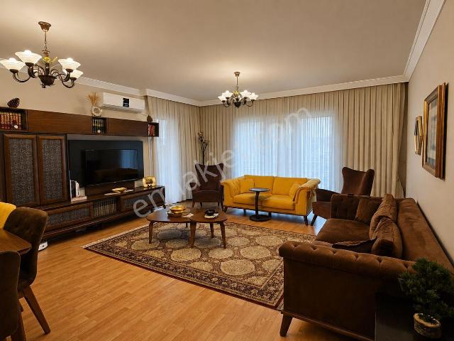 Esenler, İstanbul içerisinde satılık mülk