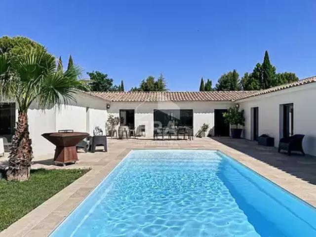 Maison vente à Arles, Mollégès
