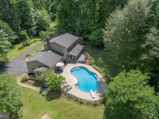 House for sale in West River