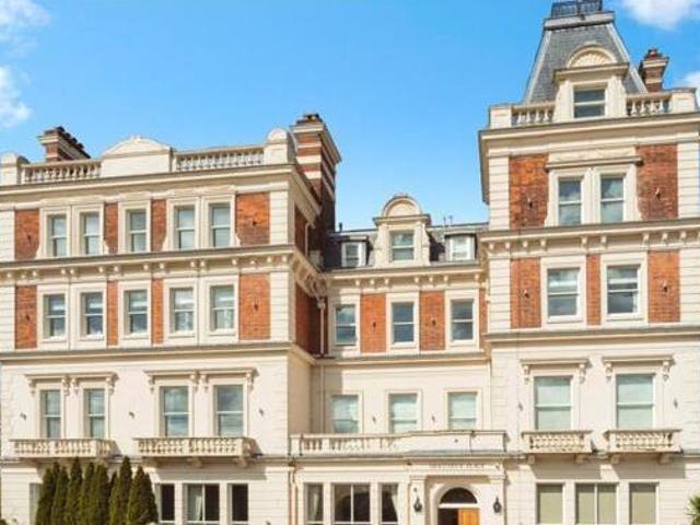 House for sale in Sandown Park, Kent
