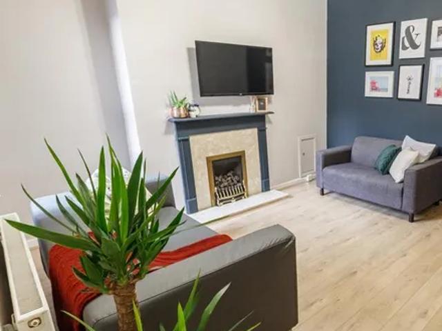 House for rent in Kensington, Calderstones