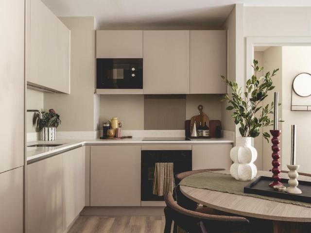 House for rent in Birch Green, Lower Halliford