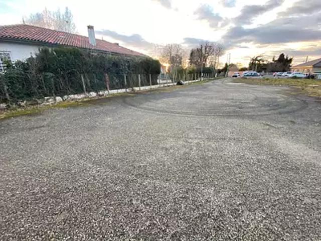 Terrain vente à Tarbes, Momères