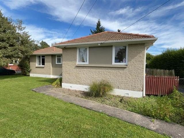 House for rent in Otakou