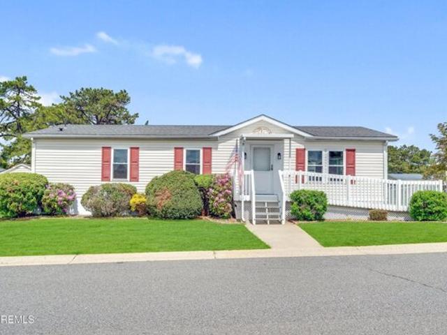 House for sale in Whiting, New Jersey