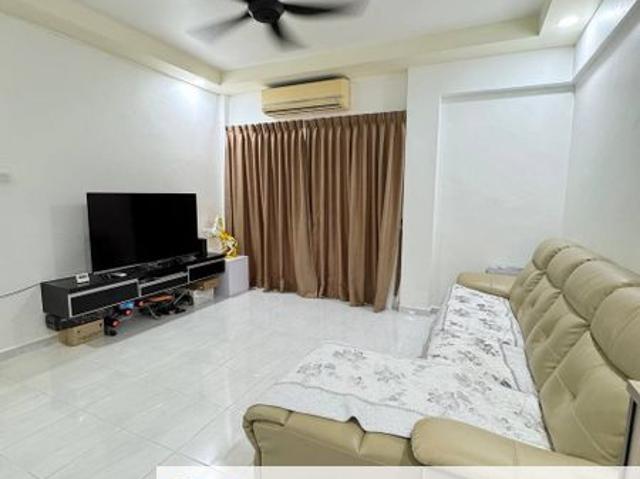 Condominium for sale in Mon Glori, Plentong