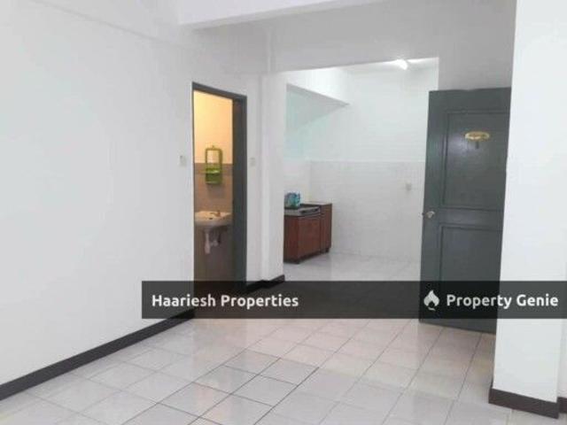 Apartment for rent in Bandar Baru Permas Jaya, Plentong